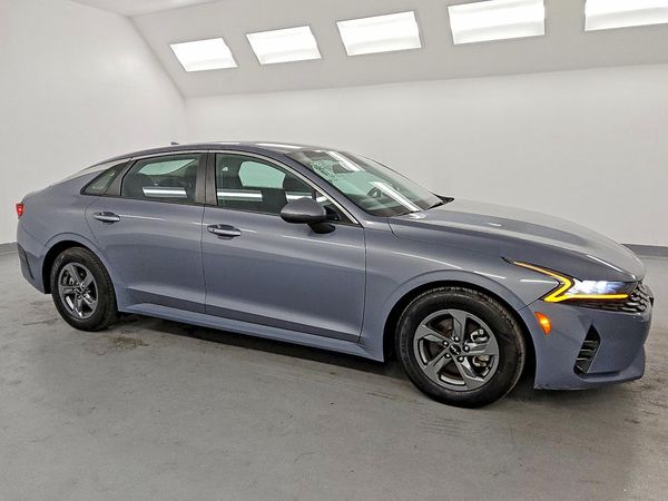 2022 KIA K5 LXS