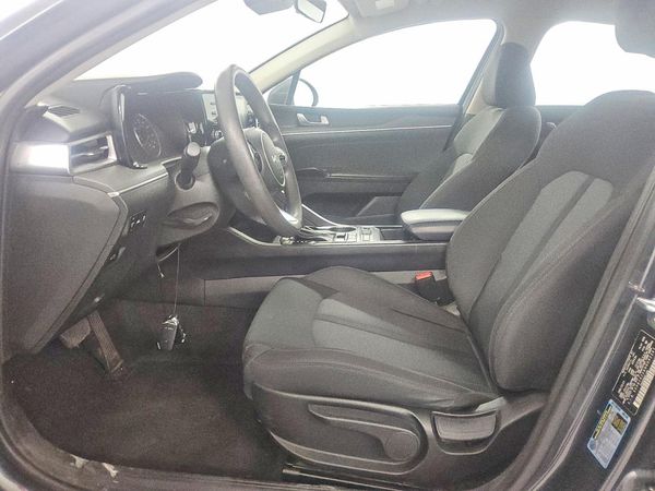 2022 KIA K5 LXS — DENT