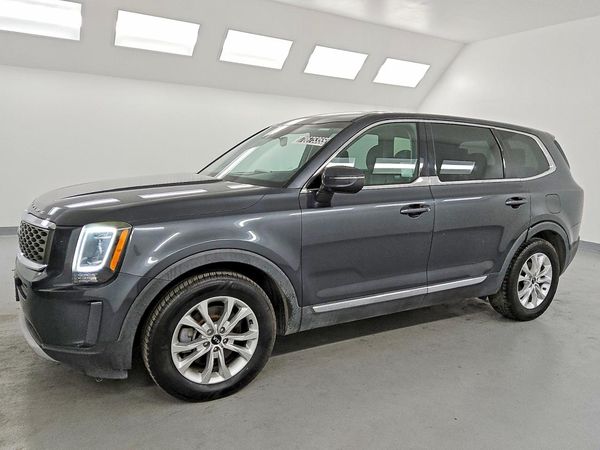 2020 KIA TELLURIDE LX — Front 3/4