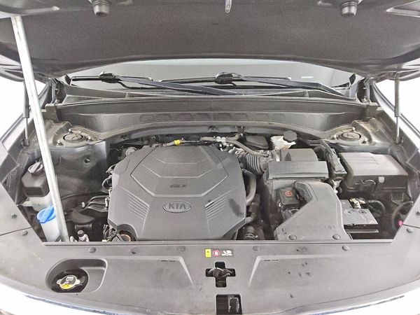 2020 KIA TELLURIDE LX — Engine bay