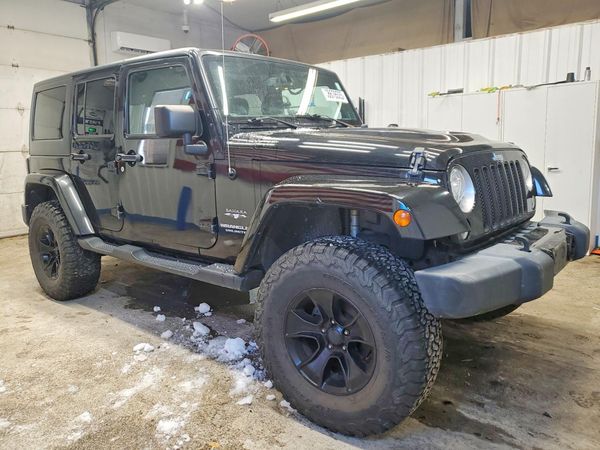 2017 JEEP WRANGLER UNLIMITED SAHARA 4X4