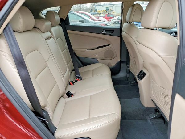 2017 HYUNDAI TUCSON