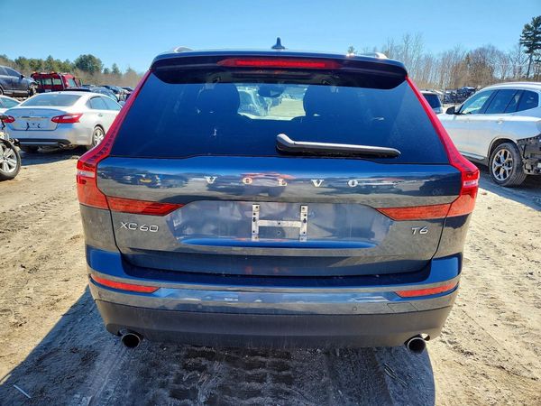 2019 VOLVO XC60 Momentum