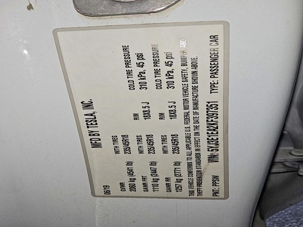 2019 TESLA MODEL 3