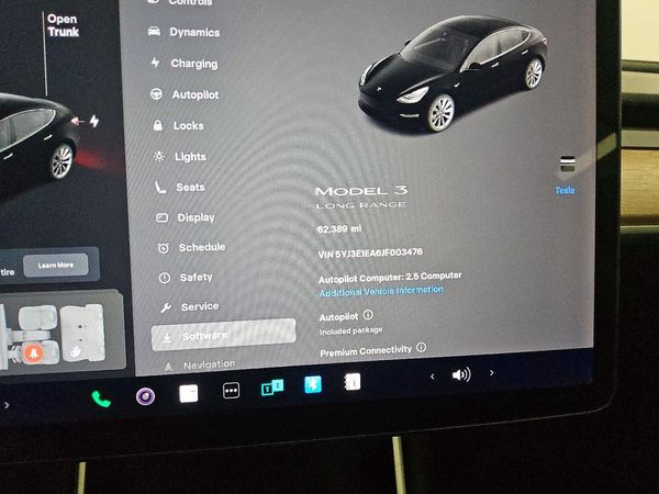 2018 TESLA MODEL 3