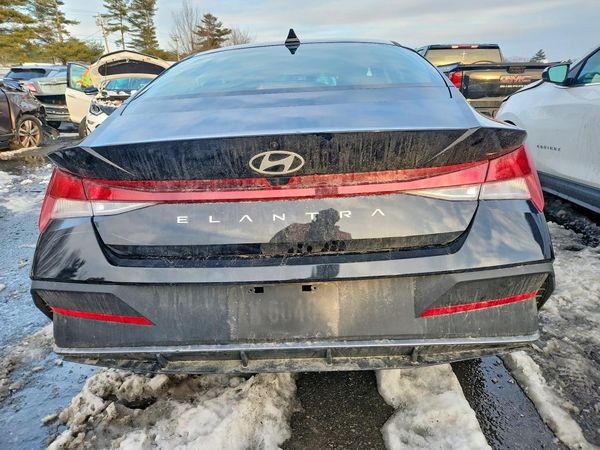 2026 HYUNDAI ELANTRA