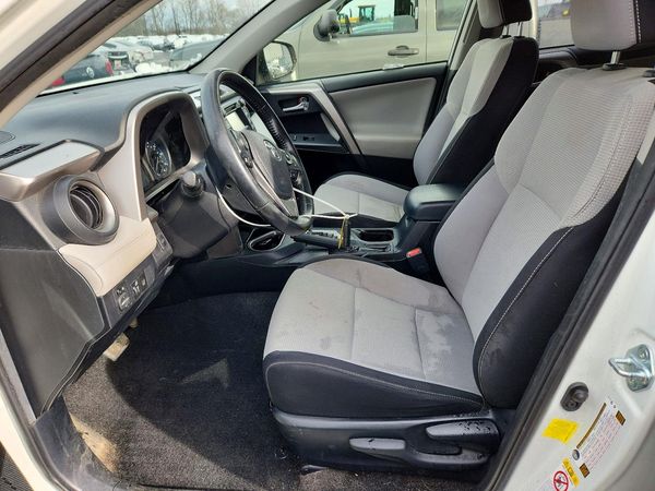 2016 TOYOTA RAV4 Adventure/XLE