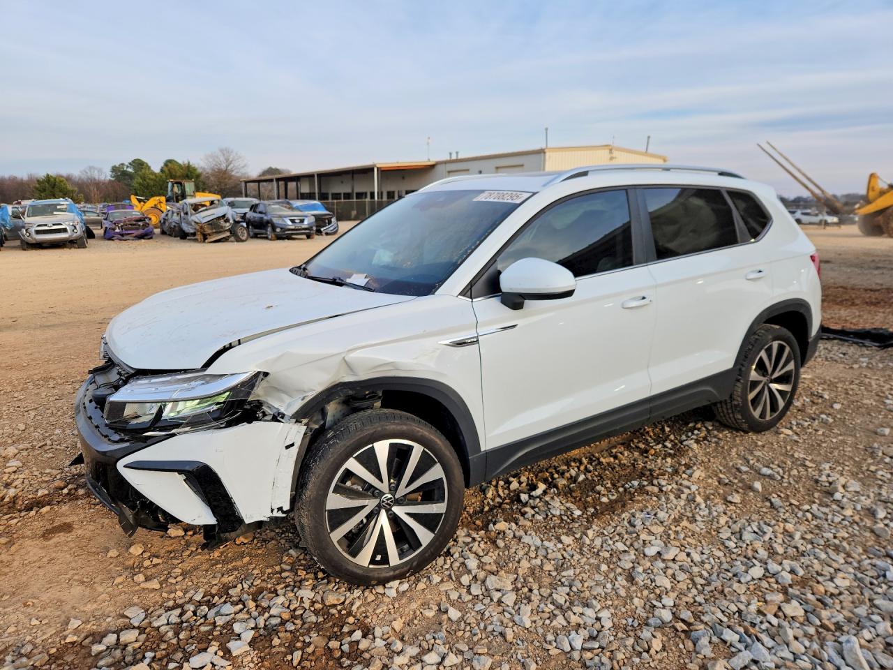 2024 VOLKSWAGEN TAOS SE