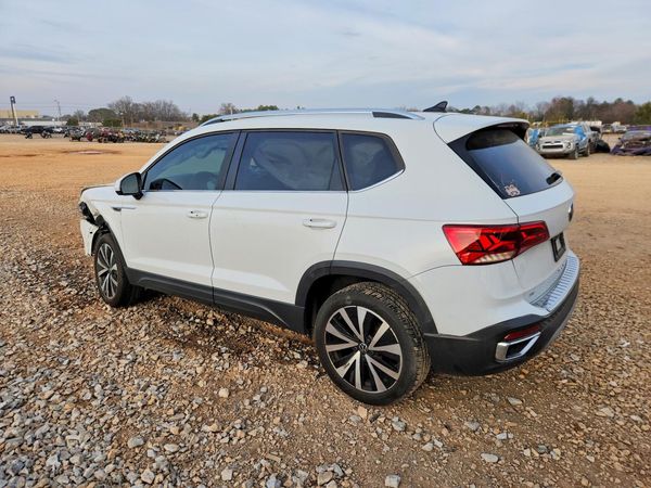 2024 VOLKSWAGEN TAOS SE