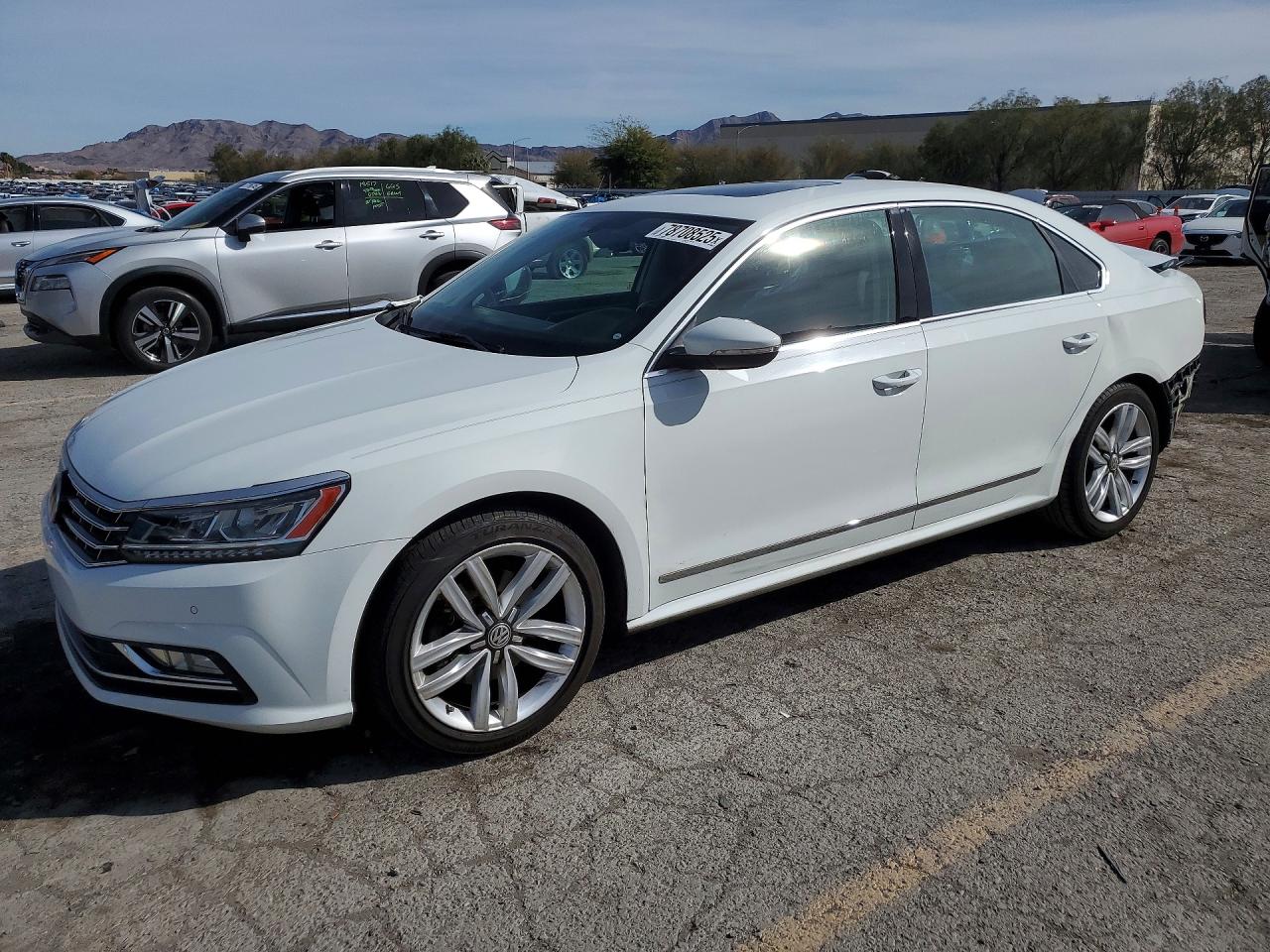2017 VOLKSWAGEN PASSAT SE