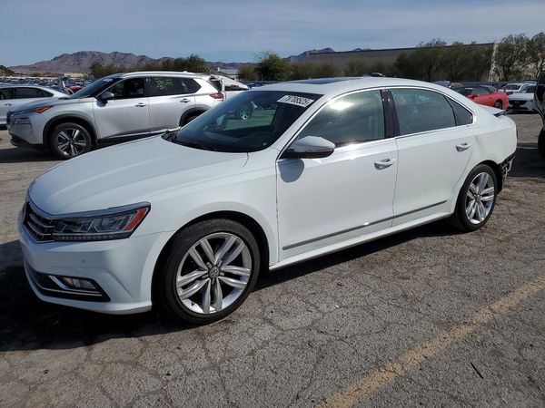 2017 VOLKSWAGEN PASSAT SE