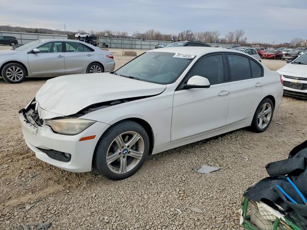 2015 BMW 320