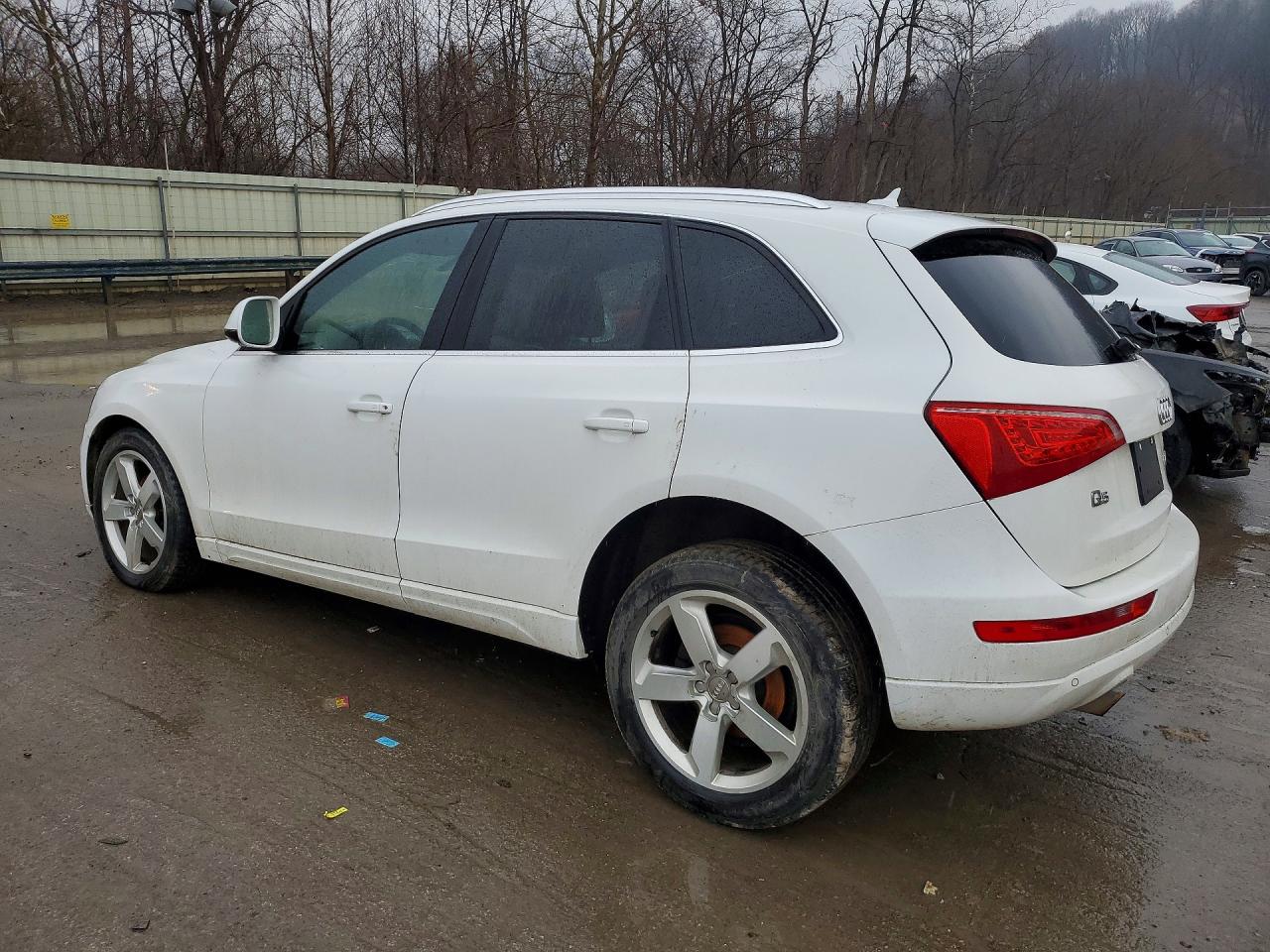 2012 AUDI Q5 Premium Plus