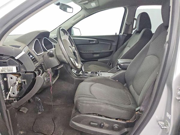 2012 CHEVROLET TRAVERSE LT — DENT