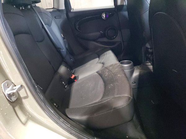 2019 MINI COOPER