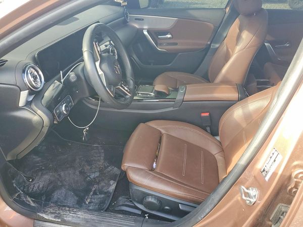 2022 MERCEDES-BENZ A A220