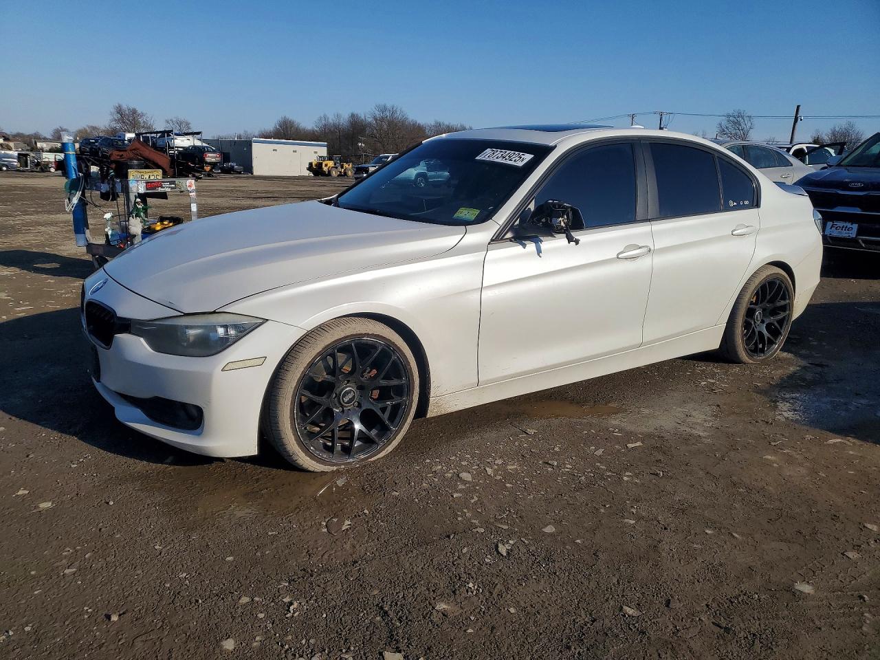 2014 BMW 320