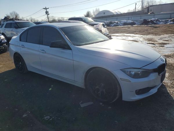 2014 BMW 320