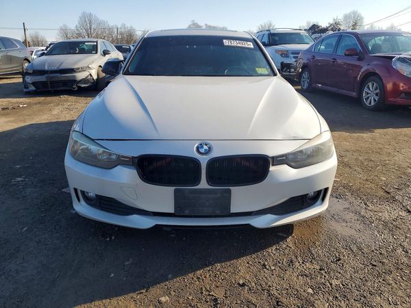 2014 BMW 320
