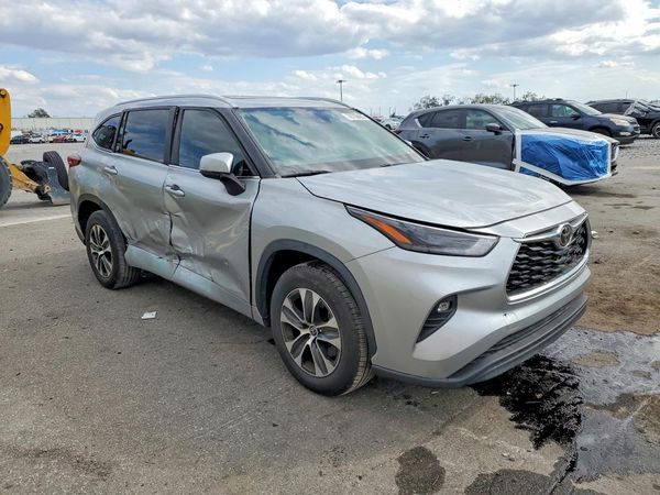 2023 TOYOTA HIGHLANDER