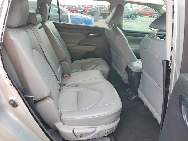 2023 TOYOTA HIGHLANDER
