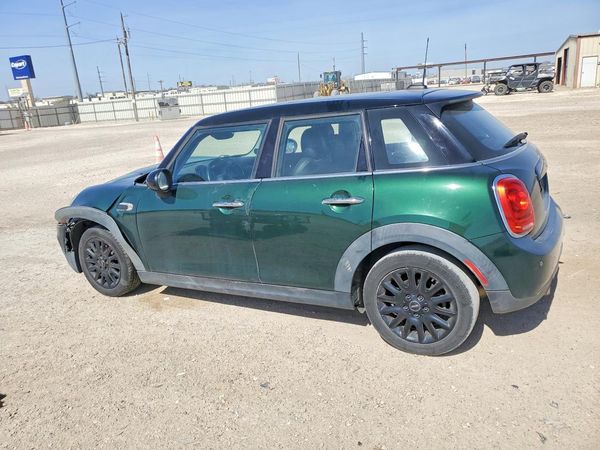 2018 MINI COOPER