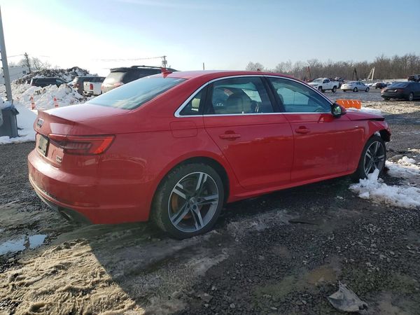 2017 AUDI A4 quattro Premium Plus