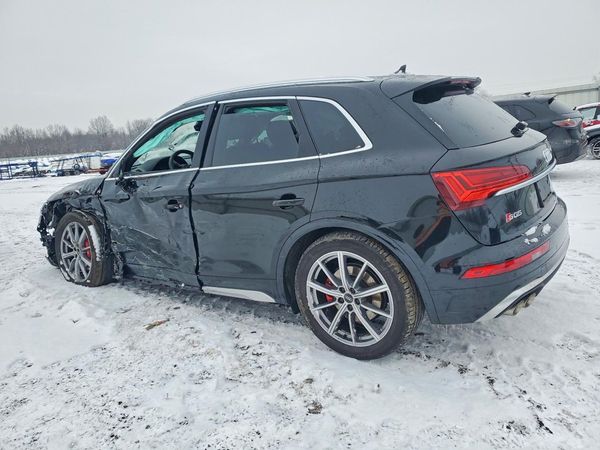 2022 AUDI SQ5