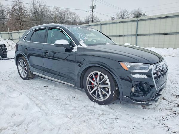2022 AUDI SQ5