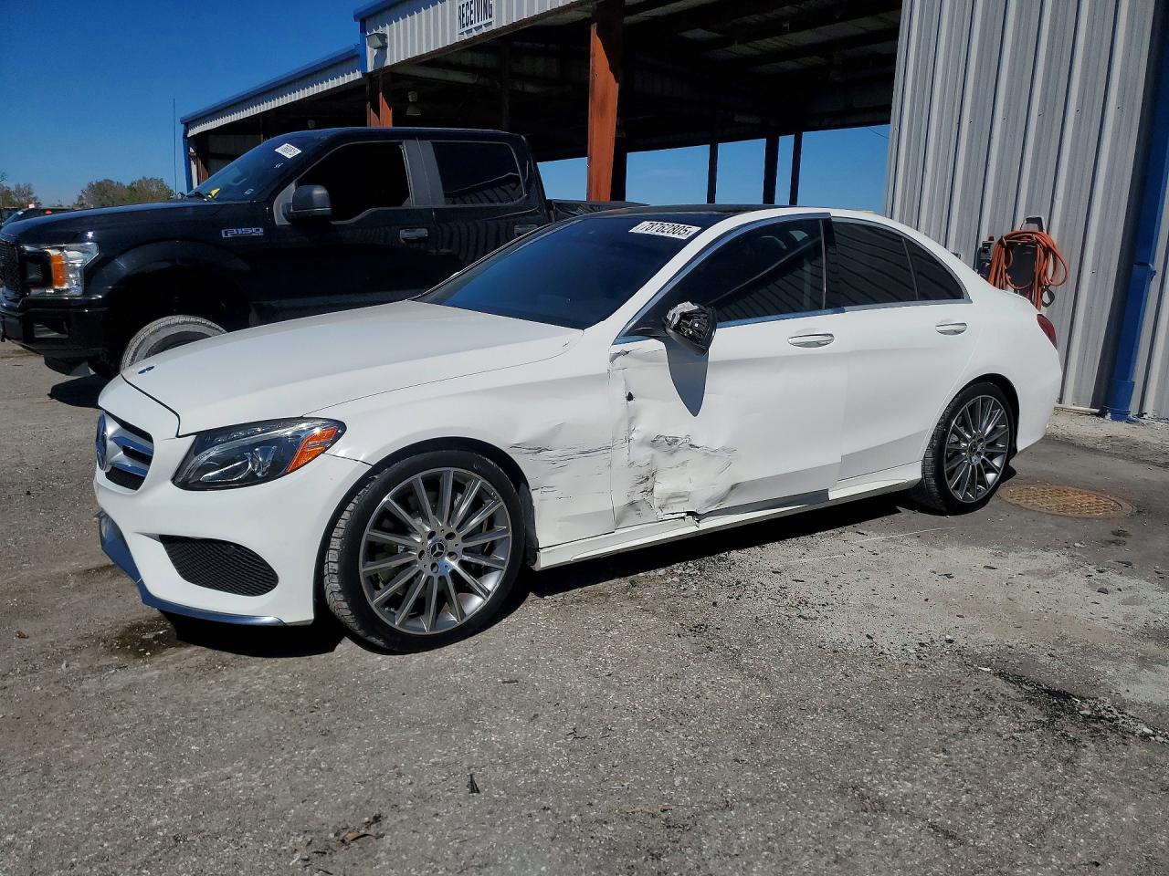 2016 MERCEDES-BENZ C C300