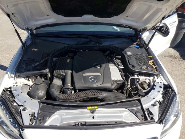 2016 MERCEDES-BENZ C C300