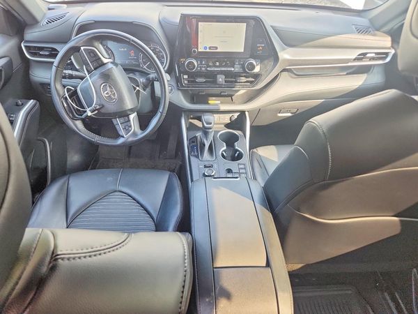 2023 TOYOTA HIGHLANDER