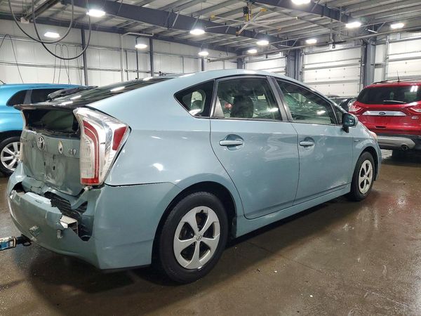 2013 TOYOTA PRIUS