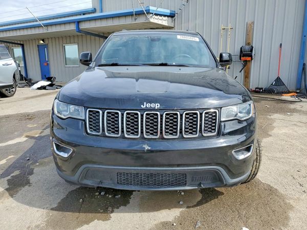 2017 JEEP GRAND CHEROKEE LAREDO 4X4