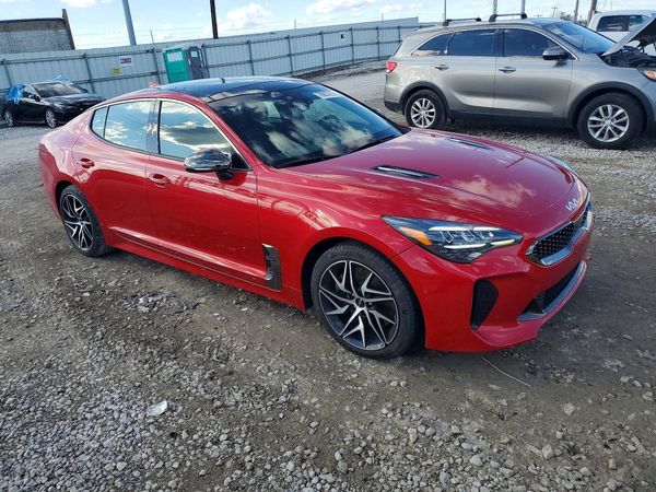 2022 KIA STINGER GT-Line