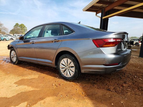 2019 VOLKSWAGEN JETTA