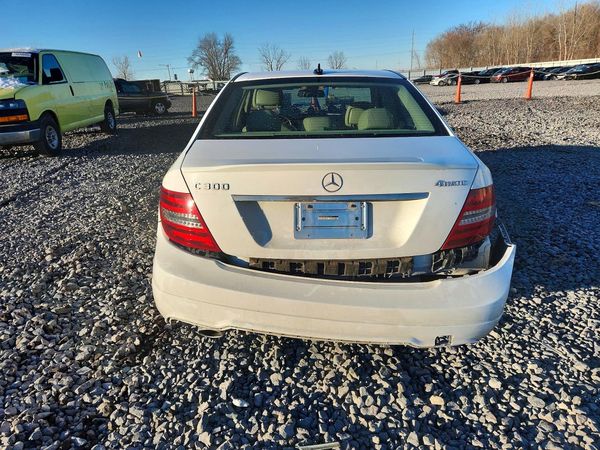 2014 MERCEDES-BENZ C C300 4 MATIC