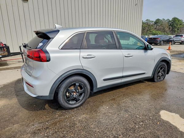 2017 KIA NIRO FE / LX / LX Tech
