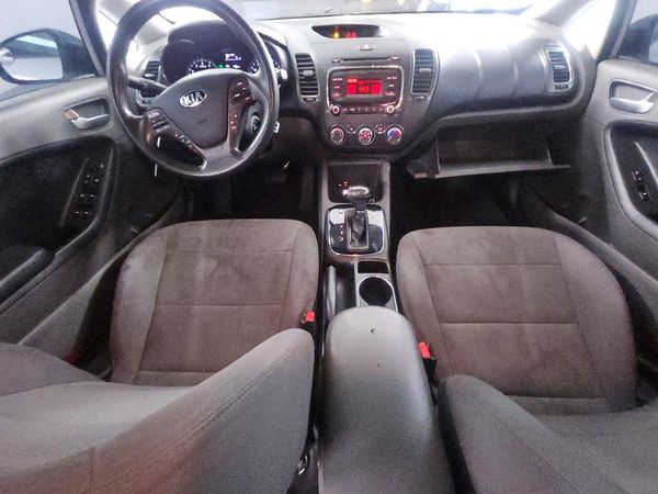 2018 KIA FORTE LX Base