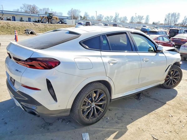 2022 BMW X6 xDrive40i