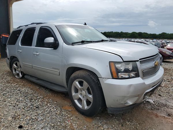 2012 CHEVROLET TAHOE LT — Passenger 3/4