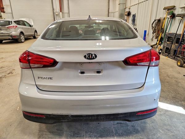 2018 KIA FORTE