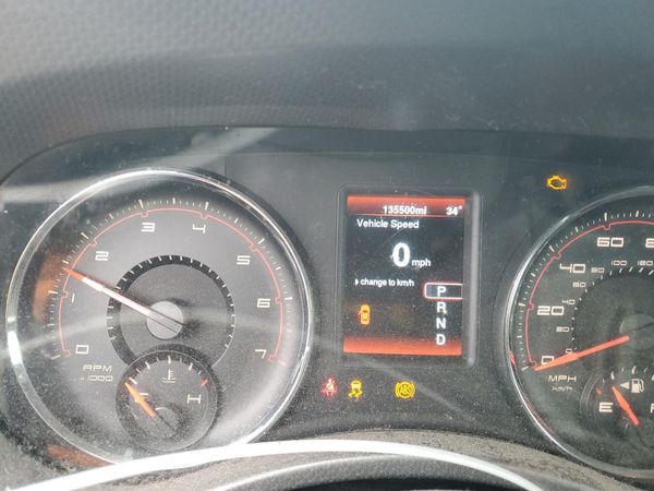 2014 DODGE CHARGER SE