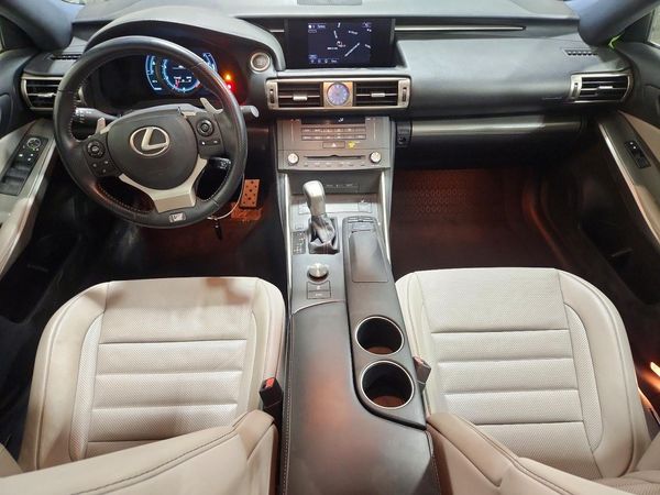 2015 LEXUS IS 250