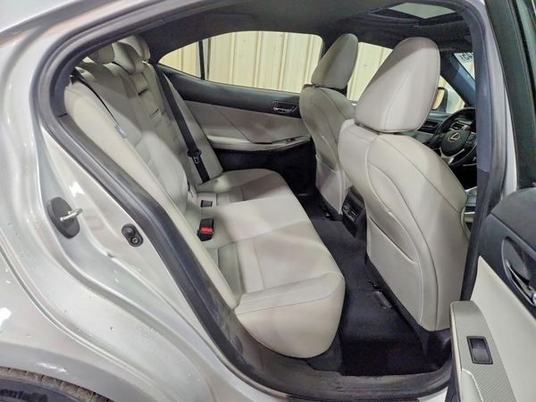 2015 LEXUS IS 250