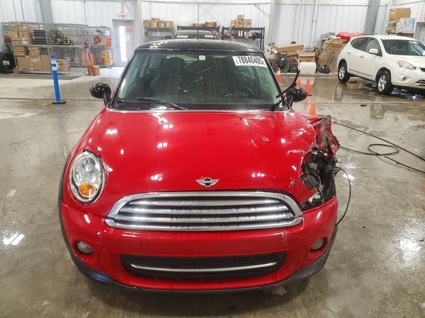 2013 MINI COOPER