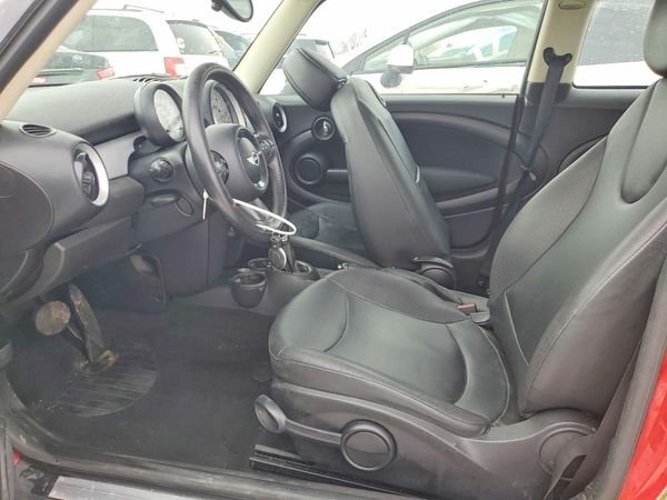2013 MINI COOPER