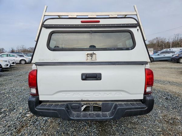 2018 TOYOTA TACOMA