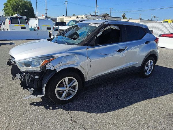 2020 NISSAN KICKS