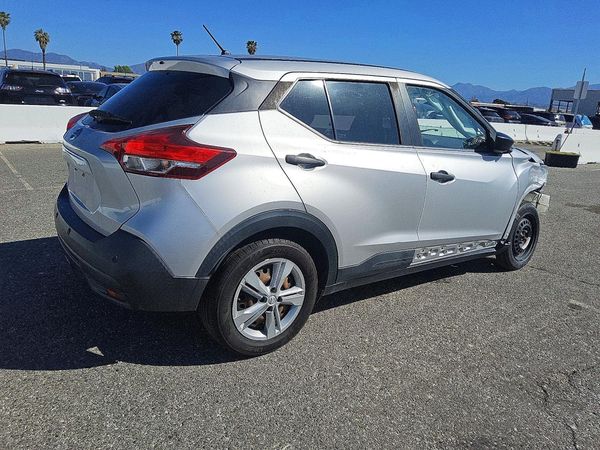 2020 NISSAN KICKS